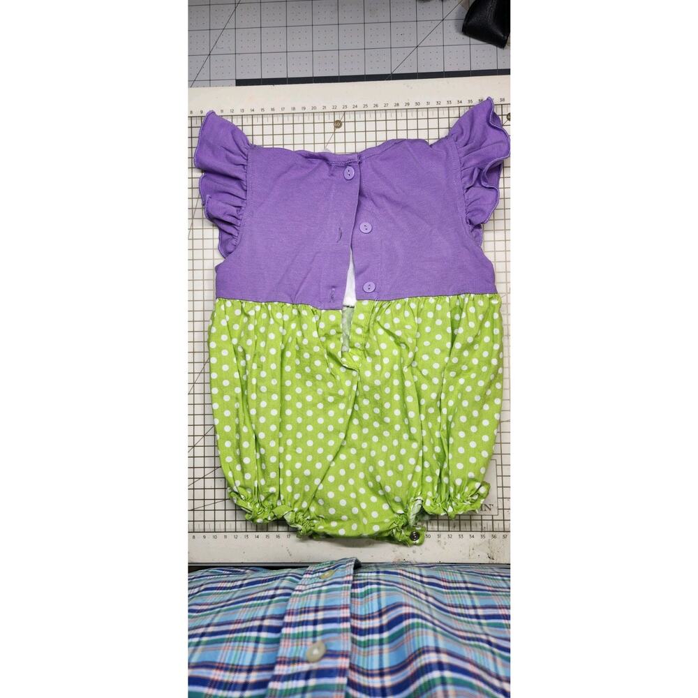 Sweet Southern Smocked‎ Baby Girl 9 months - Picture 3 of 3